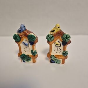 Vintage Birdhouse Salt & Pepper ShakersCeramic Birdhouse Salt and Pepper Shakers